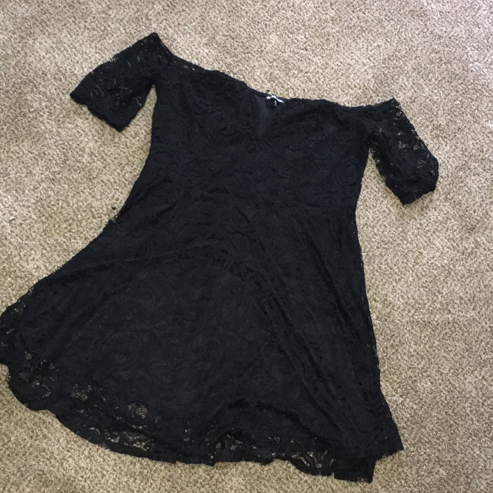 Off-The-Shoulder Black Party Dress